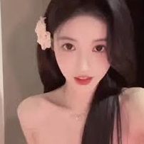 精选体验推荐位